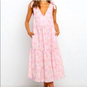 Petal and Pup Erenda floral print Dress- NWT